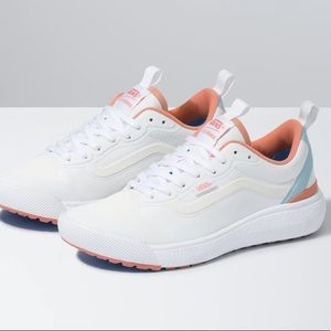 VANS ULTRARANGE SHOES